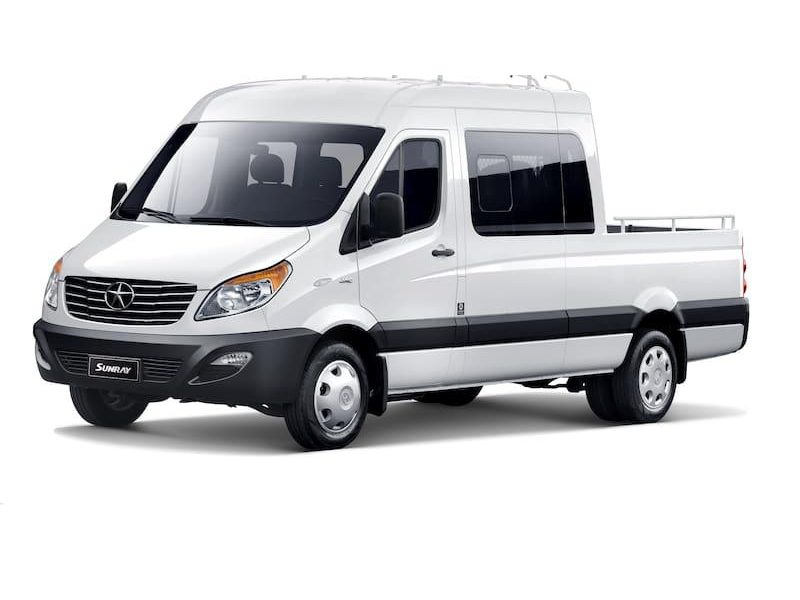 Camioneta de transporte de personal 8+1